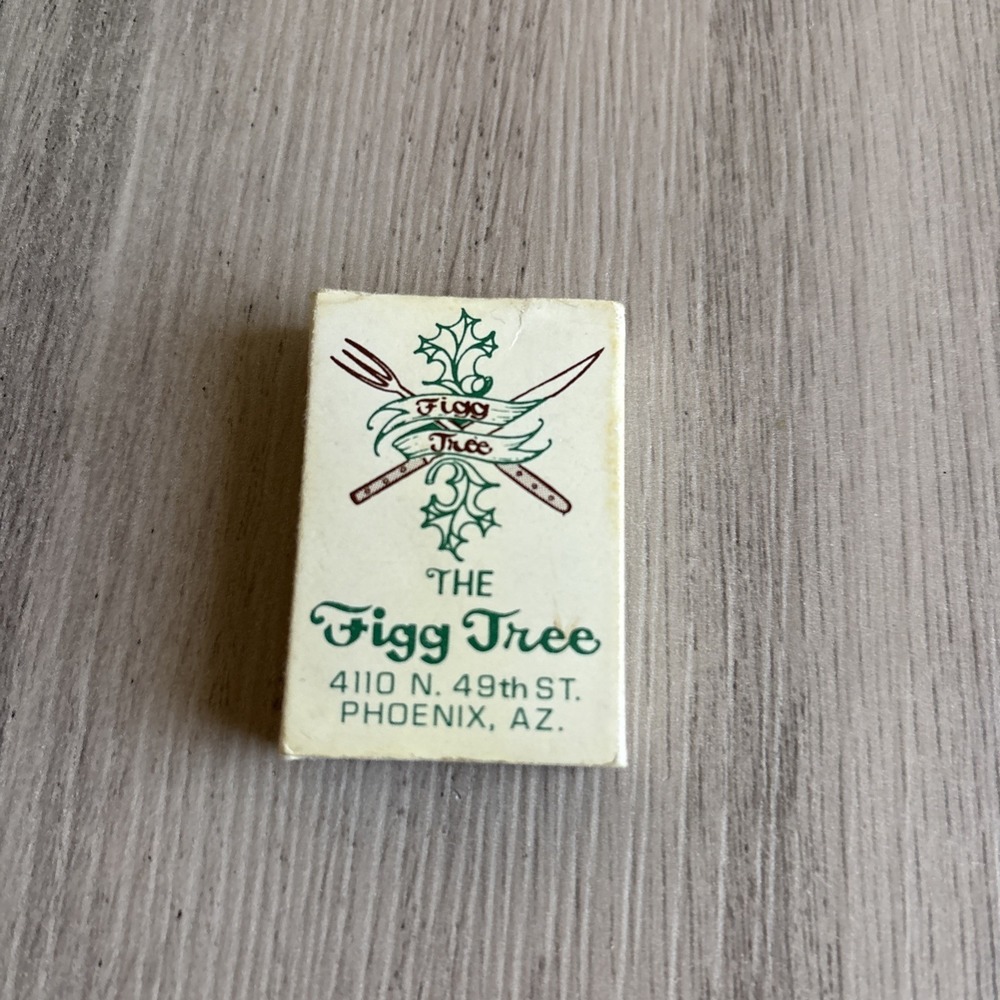 Vintage Matchbook "the Fig Tree" "the Oak Barrel" In Mesa, Az - No Matches